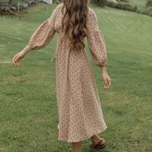 ISO Neuflora Port Augusta Dress size Medium